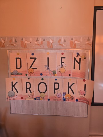 i...Kropka